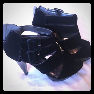 Qupid black heels